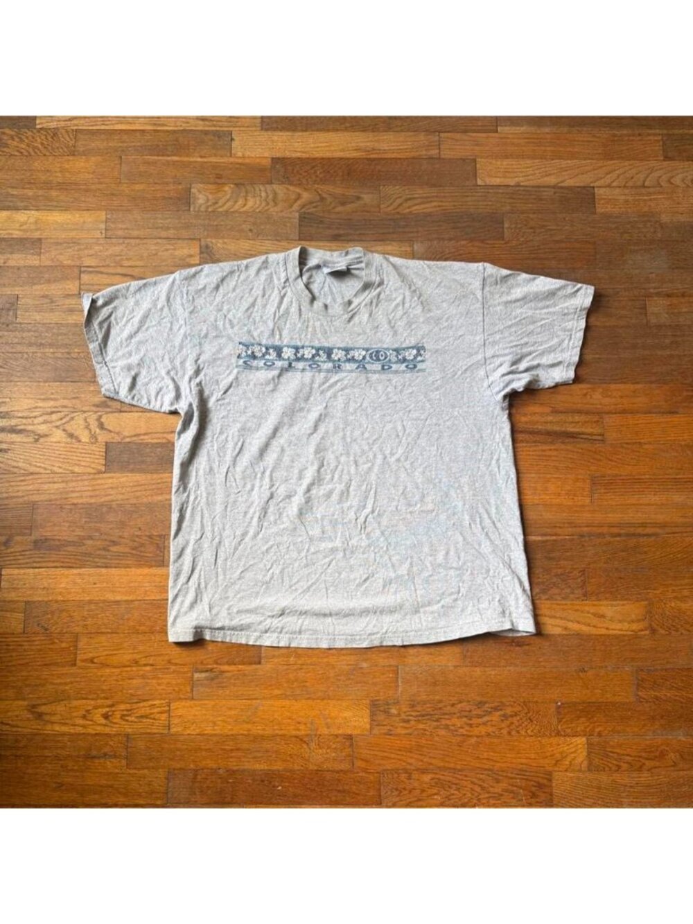 Vintage 90s Colorado Blue Floral Graphic Tee